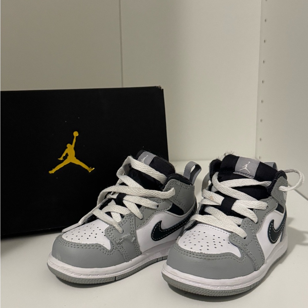 Jordan Kids Sneakers - Black, Gray, White